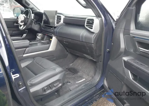 2023 Toyota Tundra Hybrid Platinum z USA, uszkodzony, nr VIN 5TFNC5DBXPX018545